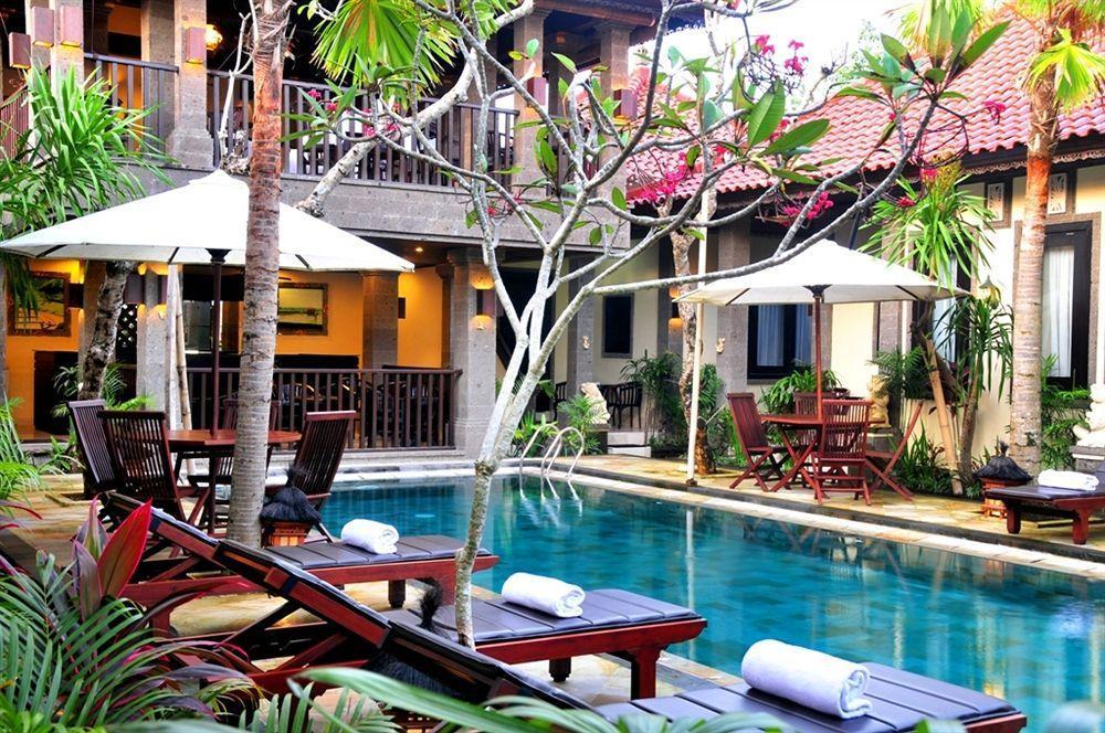 Puri Yuma Hotel Denpasar Exterior foto